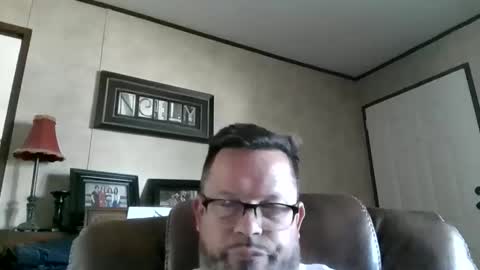 tdhawk87 online show from May 7, 2026, 10:04 pm