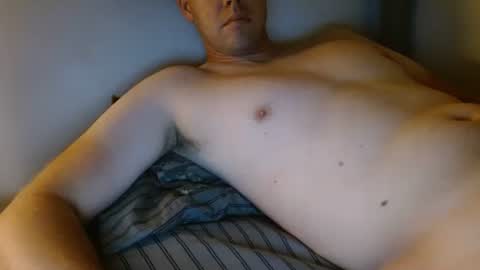 tdyy1995 online show from September 11, 2025, 9:53 am