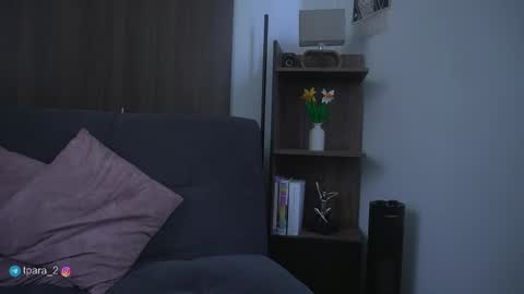 Leo and Luna online show from May 1, 2026, 4:33 pm