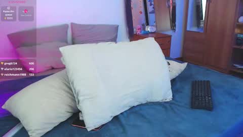 Mark online show from January 12, 2026, 6:07 am