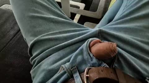 teaeumeer_2027 online show from April 24, 2026, 5:54 am