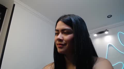 DYNAMITE DUO69 online show from December 17, 2024, 2:33 pm