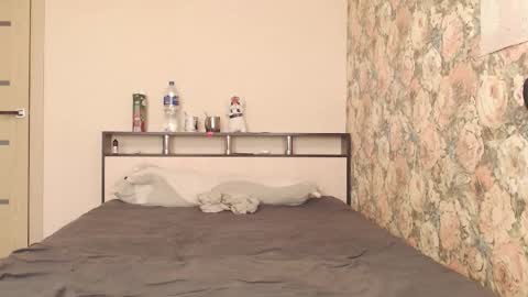 Snapshot of tearjuly chatting on March 7, 2026, 12:02 pm July online show from March 7, 2026, 12:02 pm