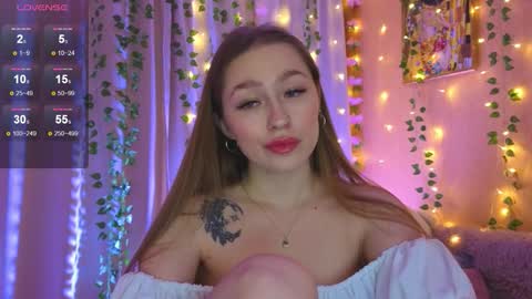 Snapshot of tease_mee_now chatting on October 27, 2025, 2:54 pm Eva online show from October 27, 2025, 2:54 pm