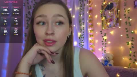 Snapshot of tease_mee_now chatting on November 14, 2025, 3:55 pm Eva online show from November 14, 2025, 3:55 pm