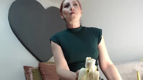 ALICIA--- online show from May 15, 2026, 5:58 am