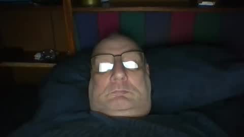 Mark online show from May 8, 2026, 8:08 am