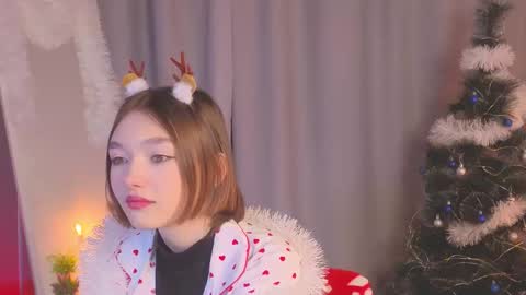 all me precious   online show from December 22, 2025, 5:04 am