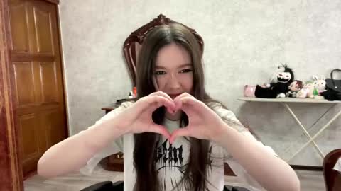 Snapshot of tecnasanz chatting on March 6, 2026, 10:34 am Im Techa 3 feet 24 cm height 170 online show from March 6, 2026, 10:34 am