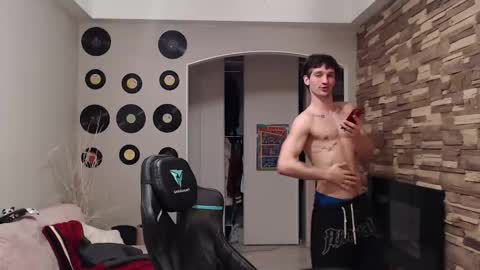 Teddy online show from November 17, 2025, 12:49 am