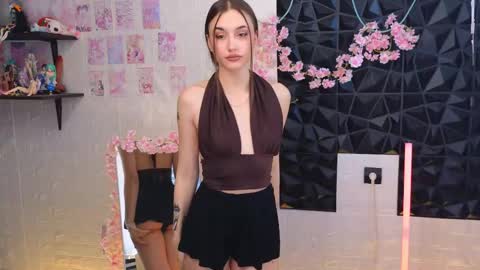 Alice and Cassie online show from May 2, 2026, 3:11 am