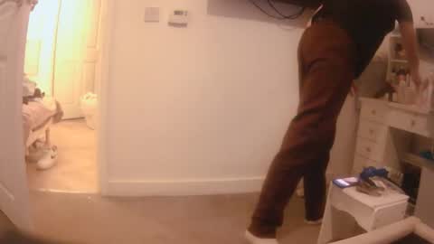 teecup4osk online show from February 19, 2026, 12:06 am