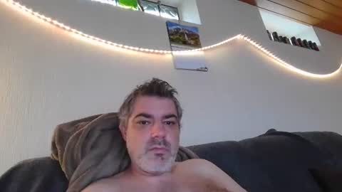 Peter online show from October 18, 2025, 11:44 am