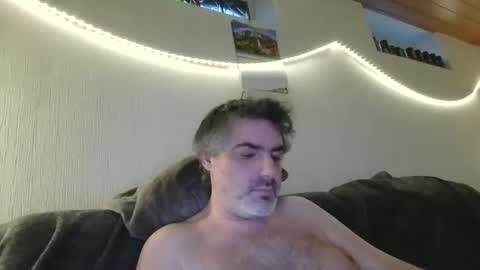 Peter online show from December 22, 2025, 3:09 pm