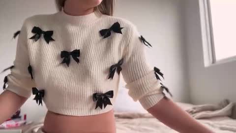 Snapshot of teffsweet18 chatting on October 22, 2025, 1:33 pm Amy No penetration Virgiin giirl online show from October 22, 2025, 1:33 pm