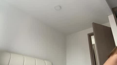 Amy No penetration Virgiin giirl online show from May 6, 2026, 11:37 am