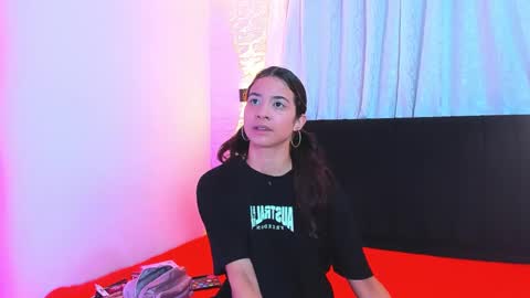 tefi smit online show from April 18, 2026, 6:12 pm