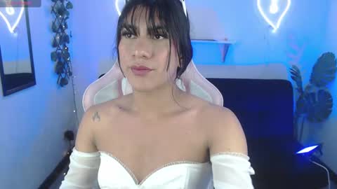 tefy_bratz online show from March 11, 2025, 3:16 am