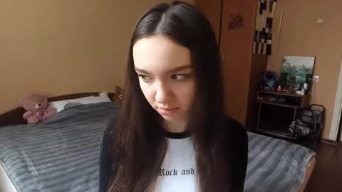 Kimi online show from November 29, 2025, 10:29 am