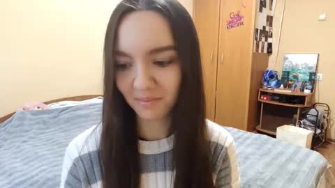 Kimi online show from December 18, 2025, 12:55 pm