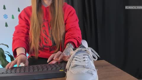 tekila__ online show from December 2, 2024, 7:49 pm