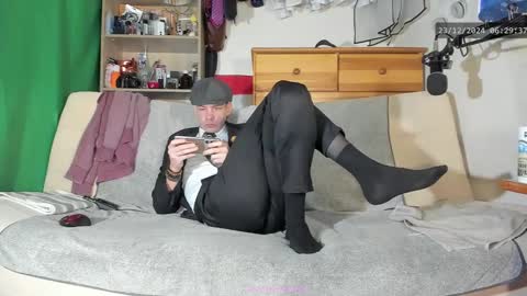 Virg Lszl online show from December 23, 2024, 5:28 am