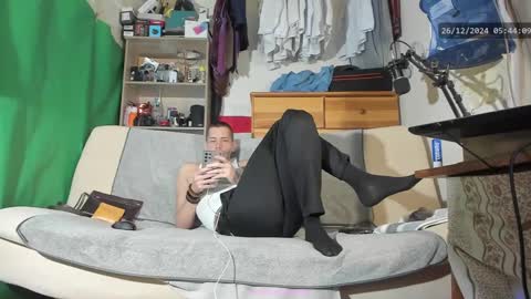 Virg Lszl online show from December 26, 2024, 4:43 am