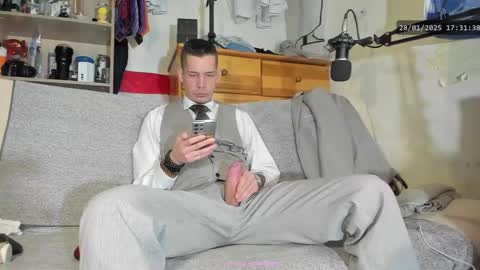 Virg Lszl online show from January 28, 2025, 4:30 pm