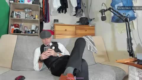 Virg Lszl online show from February 3, 2025, 1:19 pm