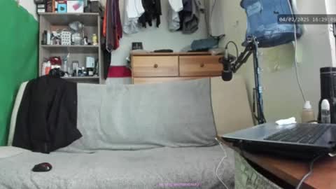 Virg Lszl online show from February 4, 2025, 3:26 pm
