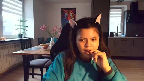 Snapshot of tell_me_goddess chatting on November 10, 2025, 9:19 am Amazing SALOME online show from November 10, 2025, 9:19 am