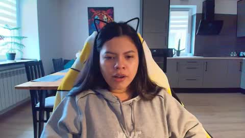 Snapshot of tell_me_goddess chatting on November 20, 2025, 8:03 am Amazing SALOME online show from November 20, 2025, 8:03 am