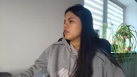 Snapshot of tell_me_goddess chatting on January 16, 2026, 10:19 am Amazing SALOME online show from January 16, 2026, 10:19 am