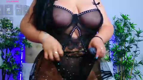 Snapshot of temptingluna_ chatting on July 8, 2026, 4:17 am TemptingLuna online show from July 8, 2026, 4:17 am