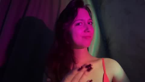 temptingvision online show from November 11, 2025, 1:33 pm