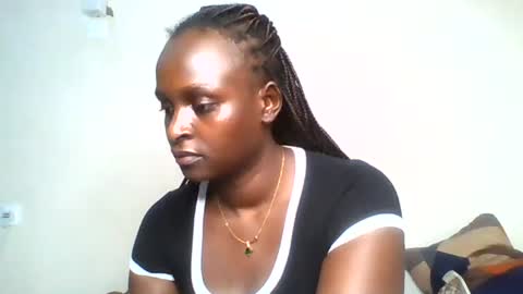 Snapshot of temptress69_tori chatting on June 25, 2026, 8:52 am Tori online show from June 25, 2026, 8:52 am