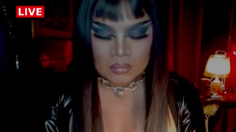 Snapshot of temptress_cocoxxx chatting on May 9, 2026, 6:35 pm Mistress Coco online show from May 9, 2026, 6:35 pm