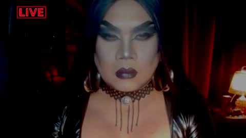 Snapshot of temptress_cocoxxx chatting on May 16, 2026, 6:39 pm Mistress Coco online show from May 16, 2026, 6:39 pm