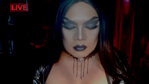 Snapshot of temptress_cocoxxx chatting on May 20, 2026, 7:25 am Mistress Coco online show from May 20, 2026, 7:25 am