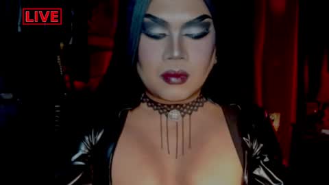 Snapshot of temptress_cocoxxx chatting on June 7, 2026, 12:15 am Mistress Coco online show from June 7, 2026, 12:15 am