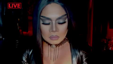 Snapshot of temptress_cocoxxx chatting on June 8, 2026, 1:50 am Mistress Coco online show from June 8, 2026, 1:50 am