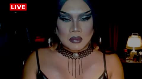 Snapshot of temptress_cocoxxx chatting on June 24, 2026, 2:43 am Mistress Coco online show from June 24, 2026, 2:43 am