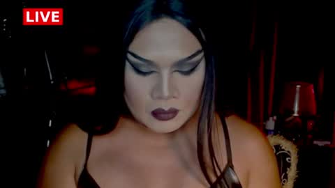 Snapshot of temptress_cocoxxx chatting on June 27, 2026, 1:06 pm Mistress Coco online show from June 27, 2026, 1:06 pm