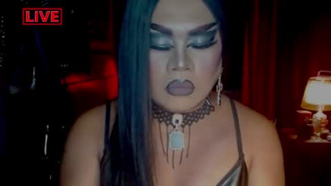 Snapshot of temptress_cocoxxx chatting on August 3, 2026, 5:06 pm Mistress Coco online show from August 3, 2026, 5:06 pm