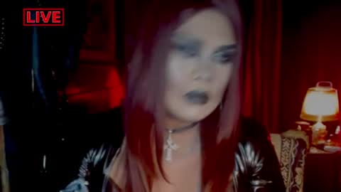 Snapshot of temptress_cocoxxx chatting on August 6, 2026, 8:33 pm Mistress Coco online show from August 6, 2026, 8:33 pm