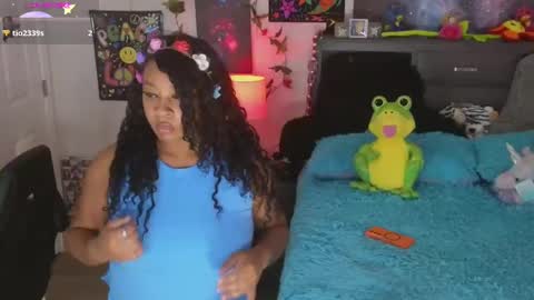 Snapshot of temptressbeauty24 chatting on October 1, 2025, 4:29 am Gaia online show from October 1, 2025, 4:29 am