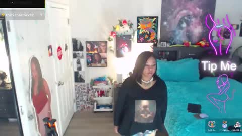 Snapshot of temptressbeauty24 chatting on October 23, 2025, 2:11 am Gaia online show from October 23, 2025, 2:11 am