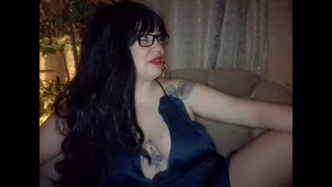 talia i m  french girl online show from May 10, 2026, 11:26 am
