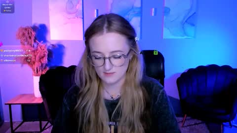 Snapshot of tender_louise chatting on March 6, 2026, 9:55 pm ur Louise online show from March 6, 2026, 9:55 pm