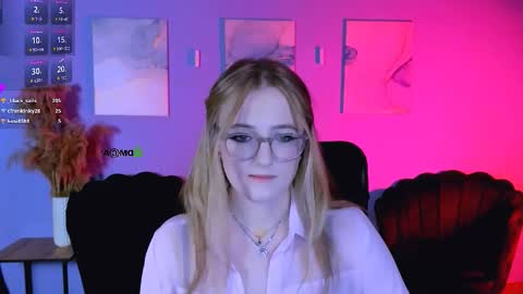 Snapshot of tender_louise chatting on March 7, 2026, 10:07 pm ur Louise online show from March 7, 2026, 10:07 pm